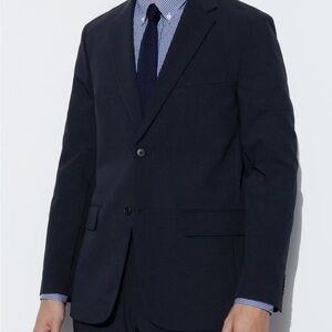 Uniqlo Ultra Light Jacket - Wool Like